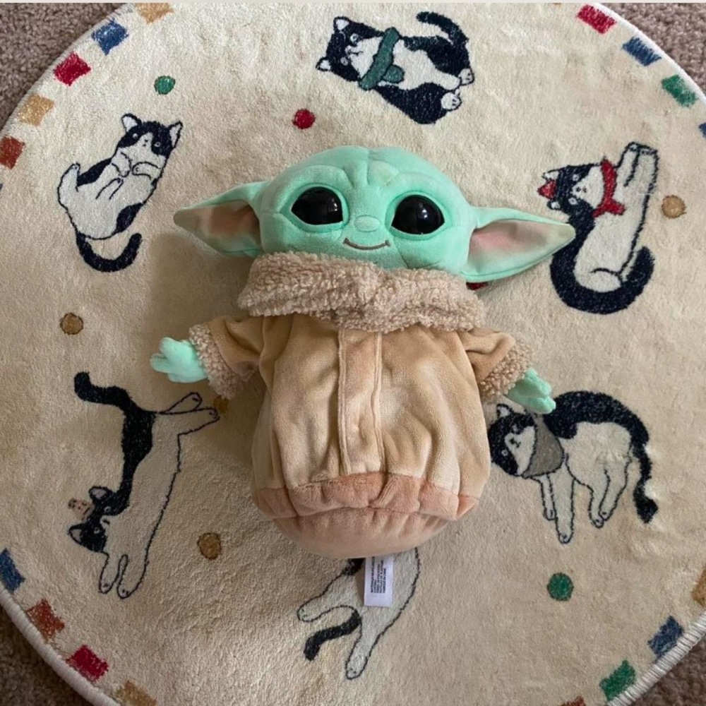 baby yoda plushie